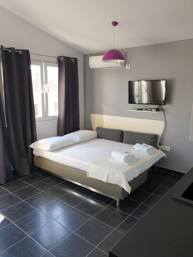 Apartments Zdenka Vinišće Eksteriør billede