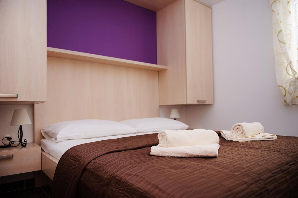Apartments Zdenka Vinišće Eksteriør billede